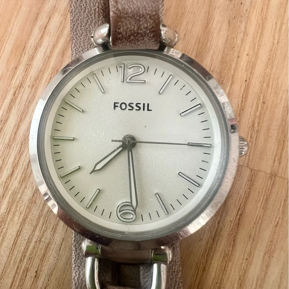 Fossil ladies triple strap brown leather bracelet watch NEW BATTERY